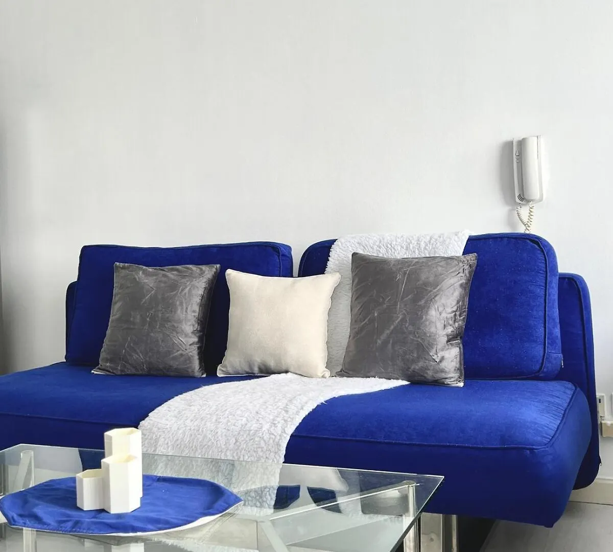 Apartment Affordable Suite At Gramercy Makati With Balcony & Parking Manila