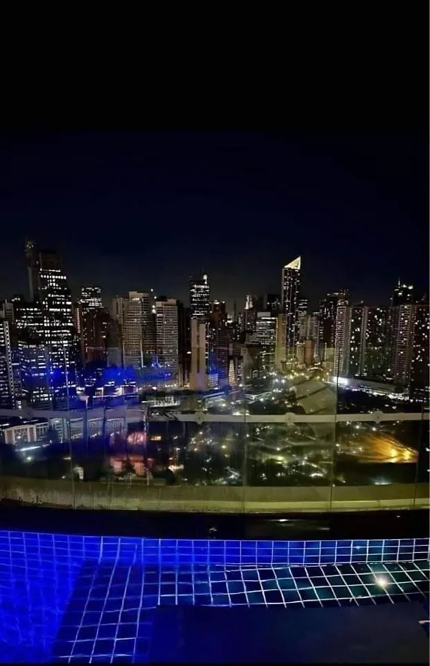 Affordable Suite At Gramercy Makati With Balcony & Parking Manila